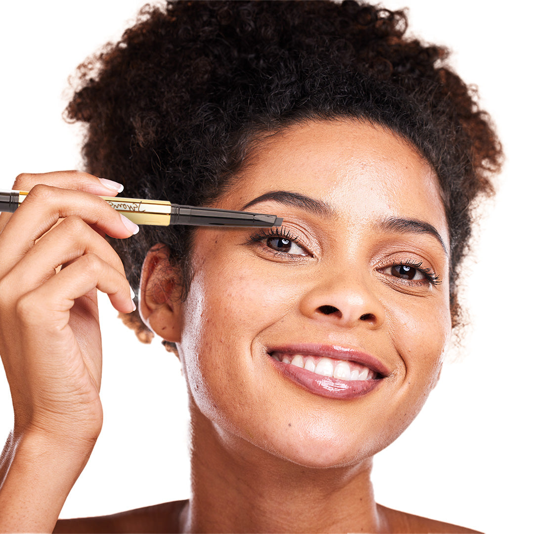 model using the Eyebrow Pencil